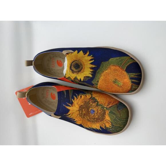 UIN Women's Slip-On Shoes with Sunflower Design Size 5 - Picture 2 of 8